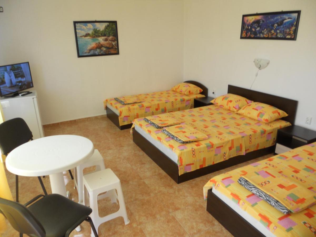 "Agatopolis"- Подсигурено Безплатно Паркиране Hotel Ahtopol Ngoại thất bức ảnh