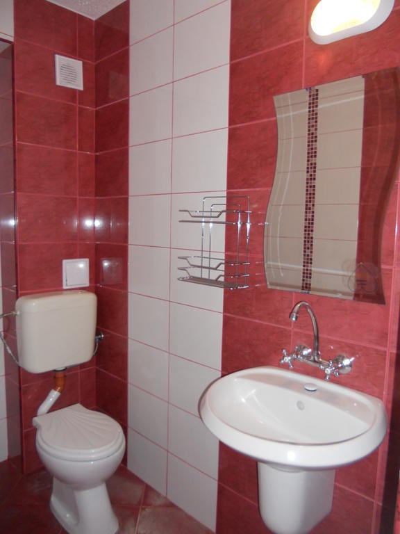 "Agatopolis"- Подсигурено Безплатно Паркиране Hotel Ahtopol Ngoại thất bức ảnh
